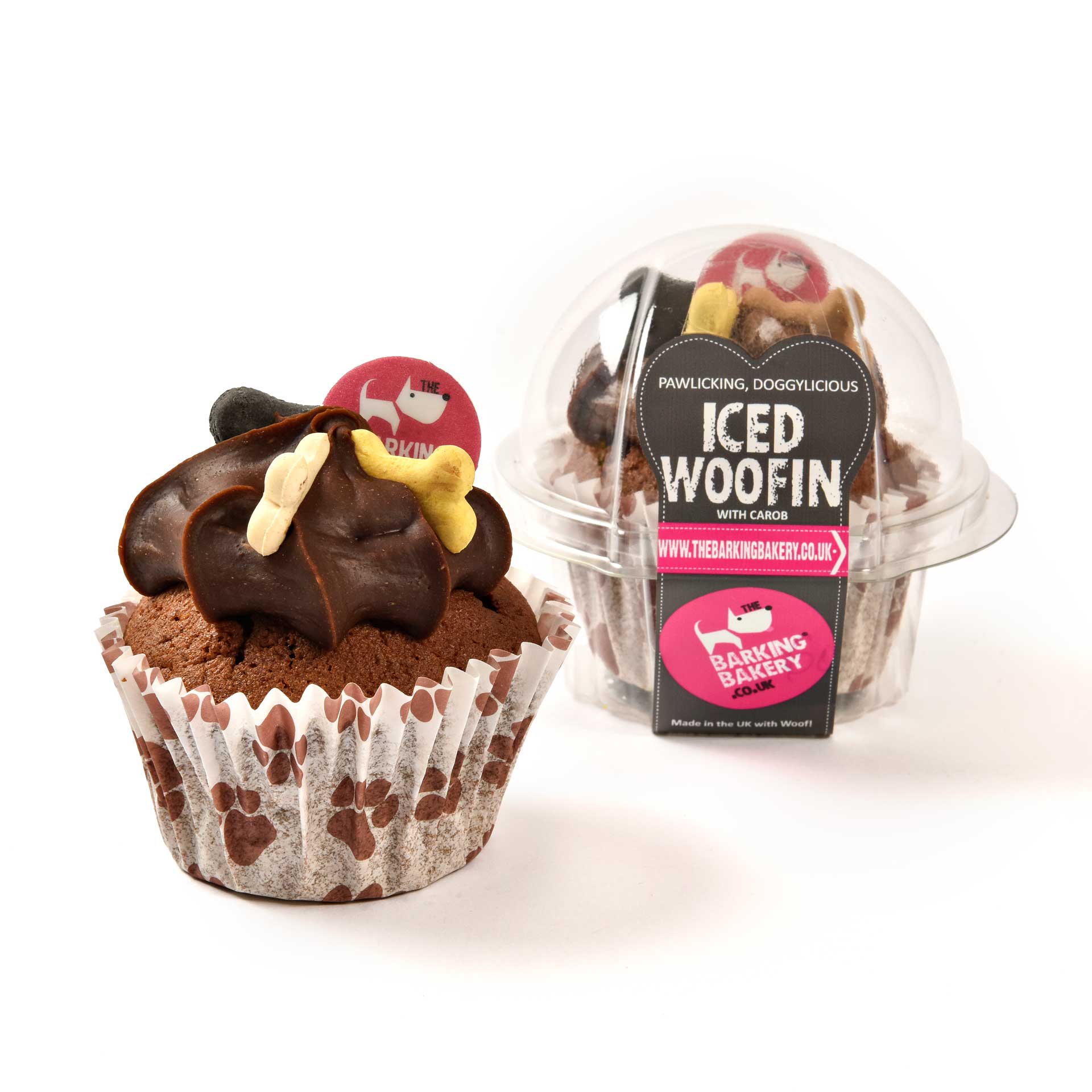The Barking Bakery Vanilla Woofin Met Carob Glazuur THE BARKING BAKERY DogDepot.nl